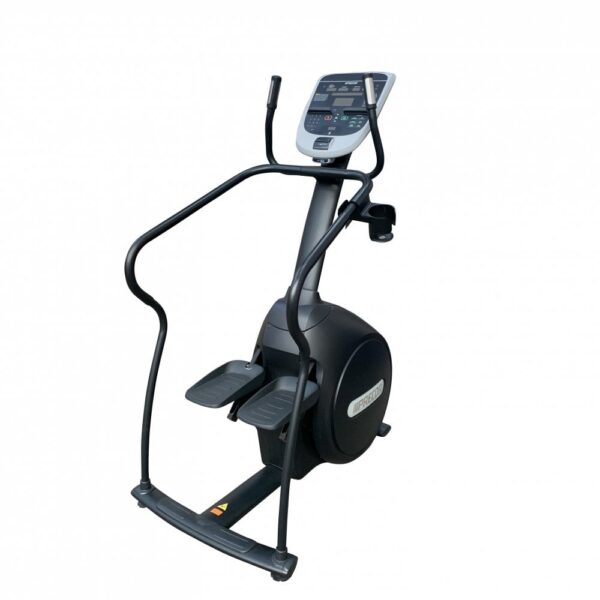 Precor CLM 835